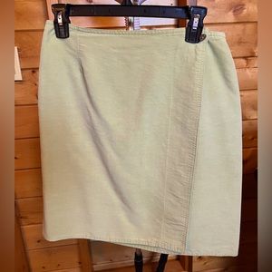 Sortif USA soft muted lime green wrap skirt for women size medium.